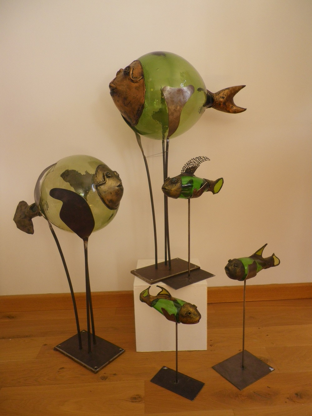 famille de poissons de verre